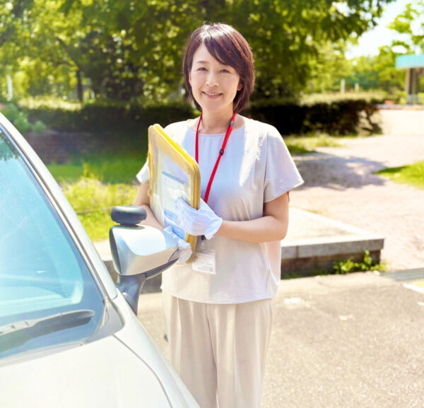 愛知県で活動する出張教習ハーモニーの女性インストラクター。同じ女性として優しく丁寧にサポートします。
